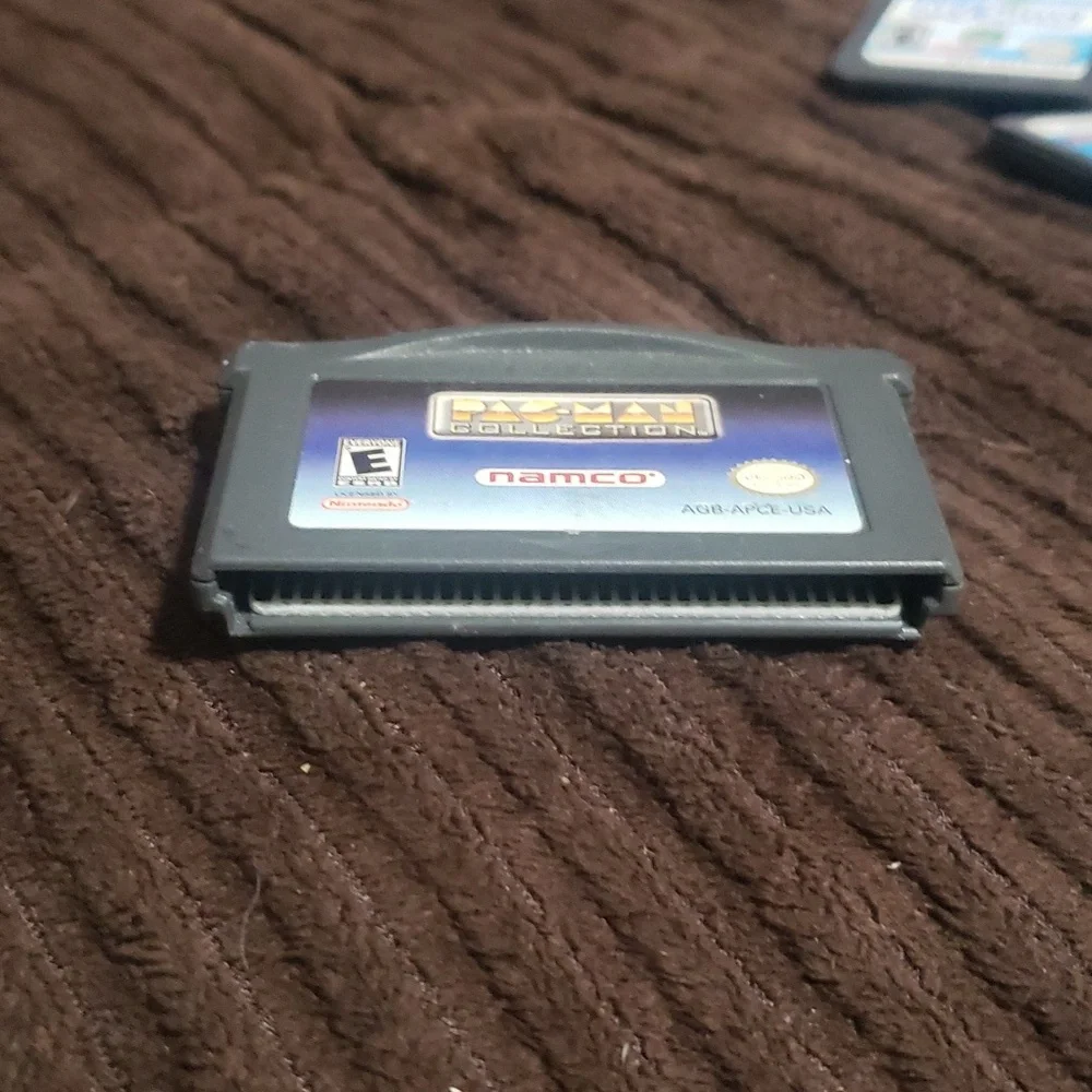 Gameboy Advance Pacman Collection game - Picture 3 of 3
